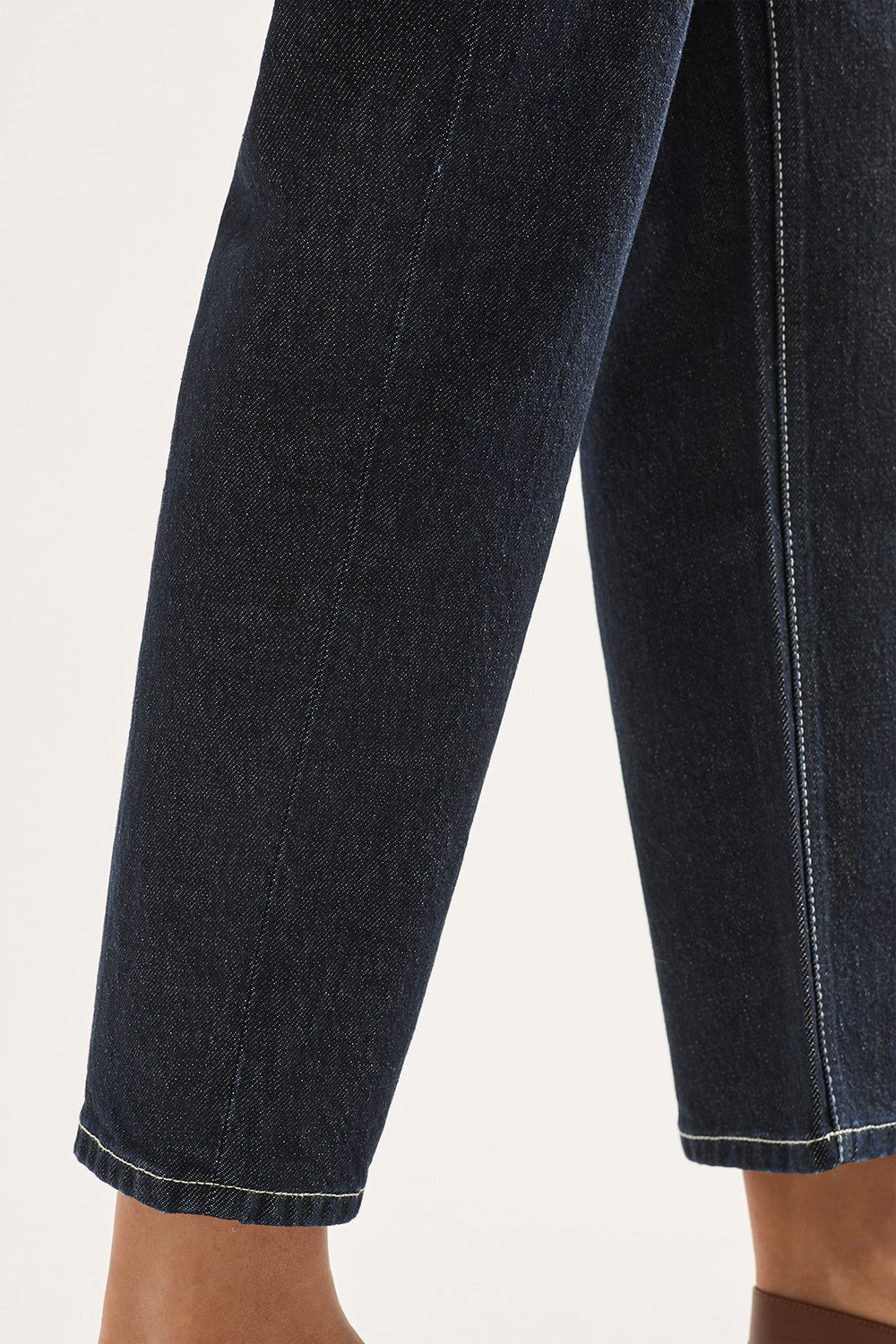 Zoe High Rise Straight Leg Jean